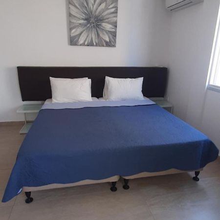P L Panagiotis Apartment Larnaca Zewnętrze zdjęcie